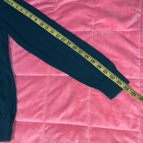 Women’s Van Heusen Sweater - Picture 11 of 11